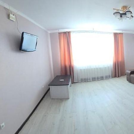 Apartment On Parkovaya Черноморск Екстериор снимка